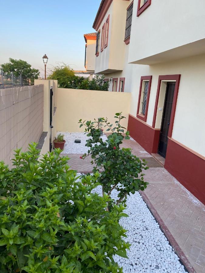 Sevilla Saltera Casa Rural Cerca Centro De Sevilla Familiar - Trabajo - Wifi Salteras Kültér fotó